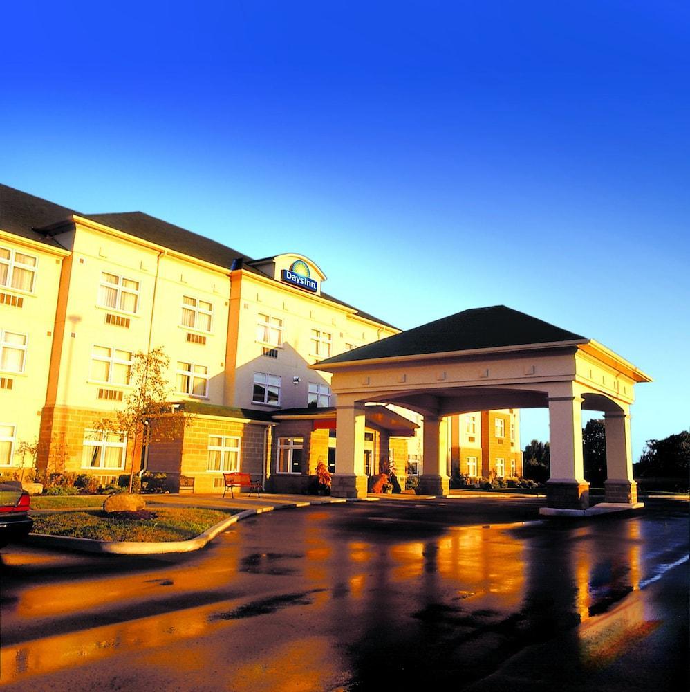 Days Inn By Wyndham Orillia Eksteriør bilde