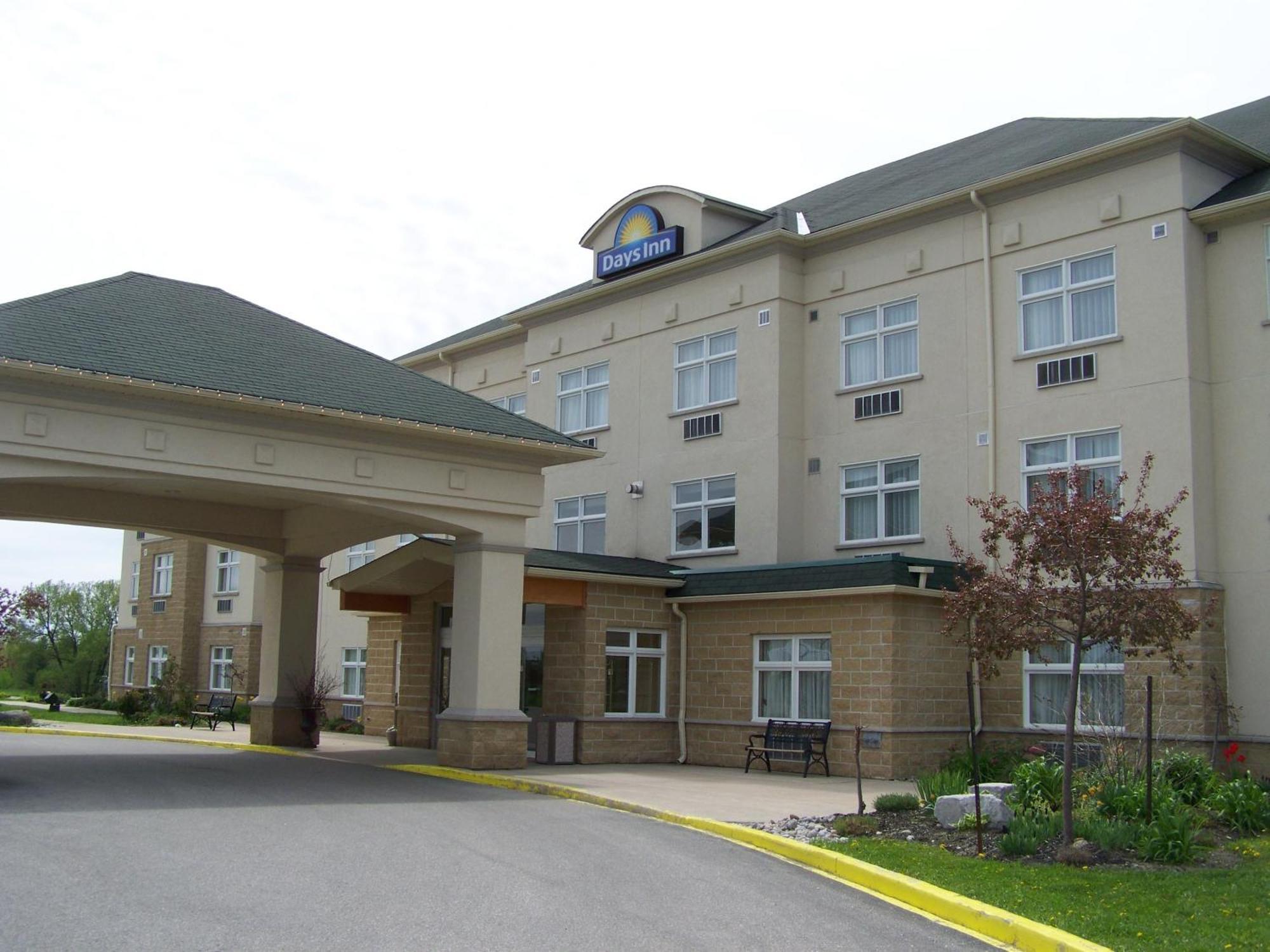 Days Inn By Wyndham Orillia Eksteriør bilde